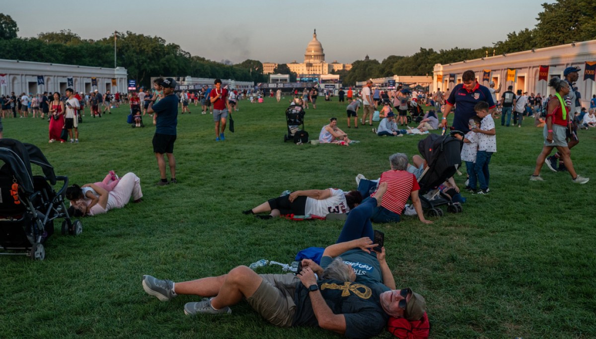 Trump praises DC crowds and downplays heat wave: ‘Isn’t as bad as predicted’