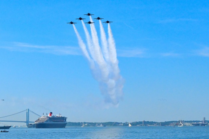 Cunard's flagship Queen Mary 2 in New York Harbor for Sail4th 250
