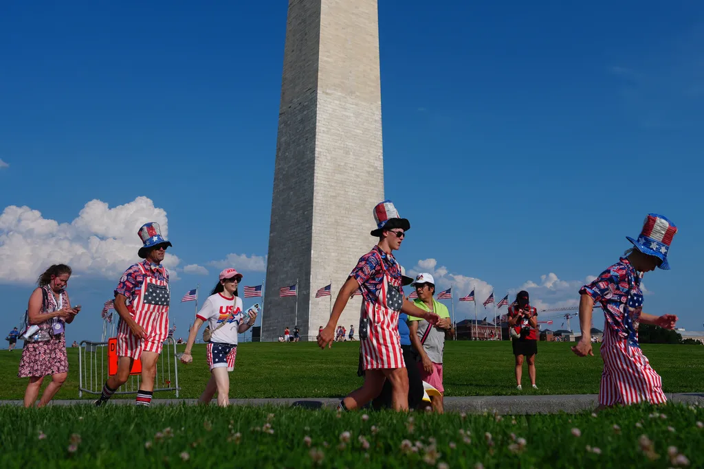 DSA recruiting video claims Constitution was written to protect rich slaveholders