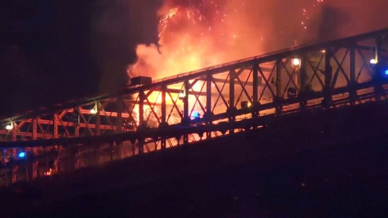 Brooklyn Bridge fire