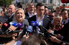 Le Pen topping French polls and relieved of ankle monitor, touts ‘winning duo’ with Jordan Bardella