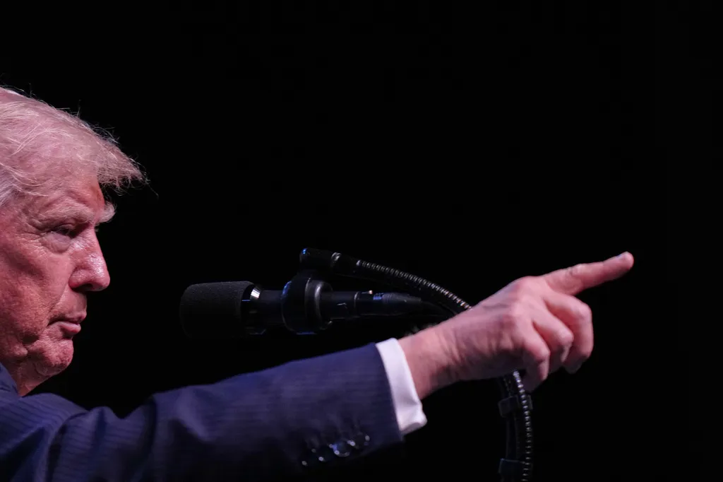Trump threatens complete decimation of Iran if assassinated: ‘Orders have already been given’