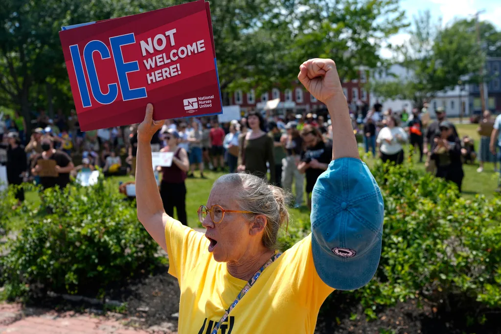Susan Collins says she’s pressing Mullin on ICE changes after Maine shooting