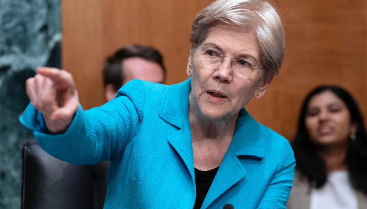 Elizabeth Warren grills RFK Jr. aide on drug pricing deals: ‘Show me the receipts!’