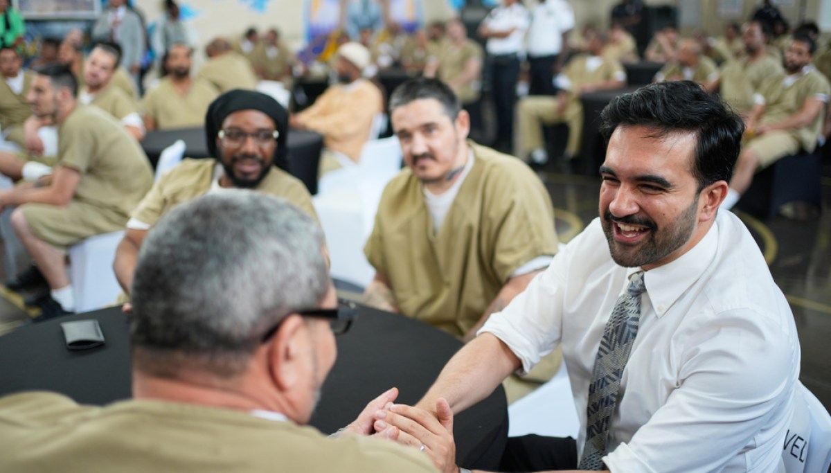 Mamdani watches World Cup with inmates at Rikers Island