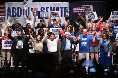 Birds of a feather: Left-wing candidates flock to allies on campaign trail