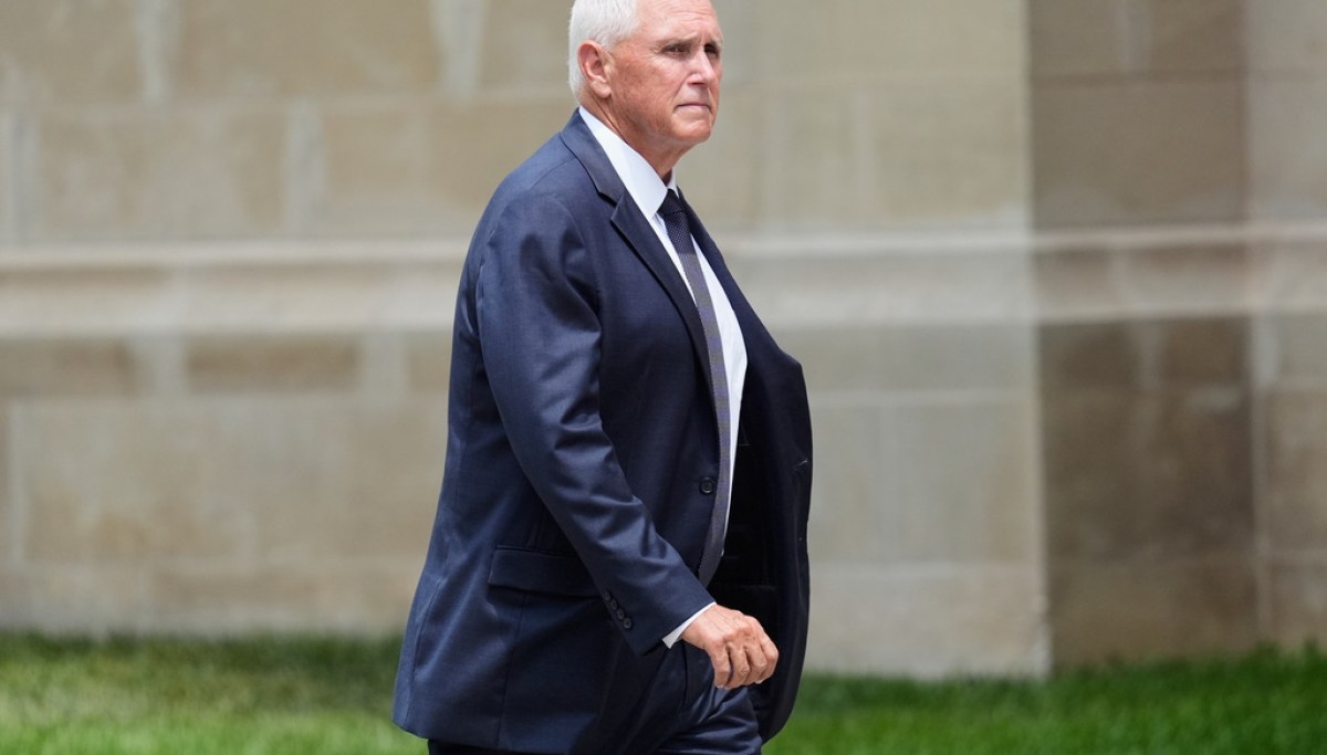 White House report card: Trump’s ‘weekus horriblis’ and a new gig for Mike Pence