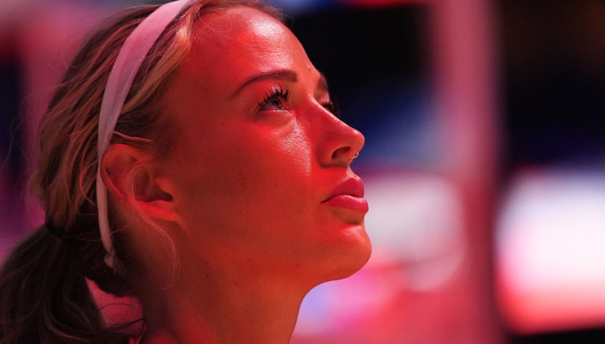 “Joe Concha Applauds Sophie Cunningham for Elevating Traditional Values in WNBA”
