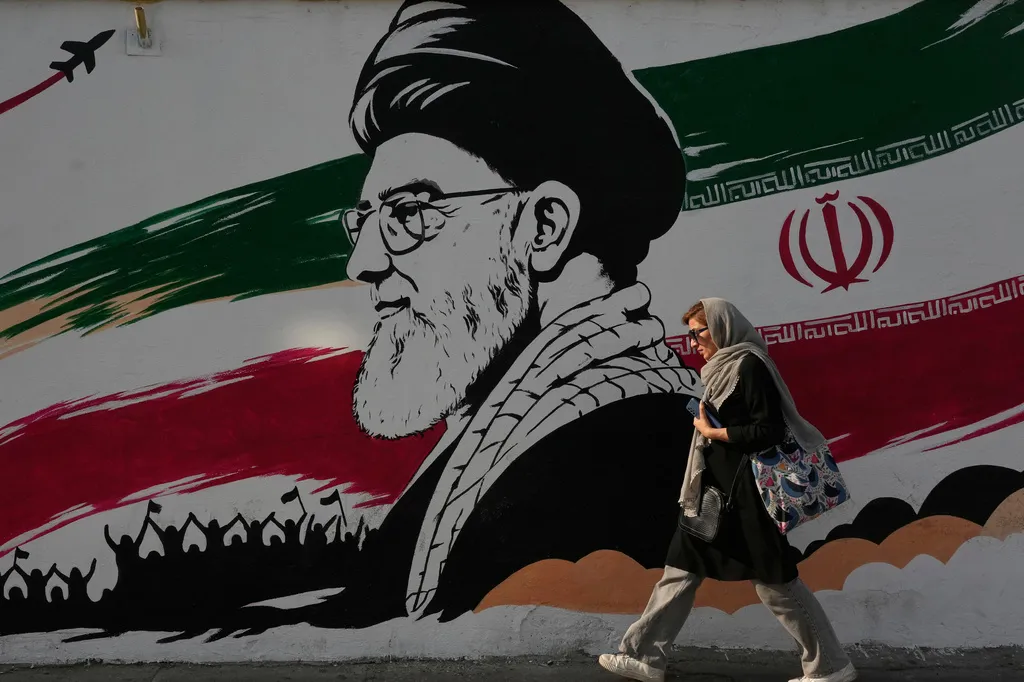 Trump’s alternative to war with Iran isn’t peace. It’s a bloodbath