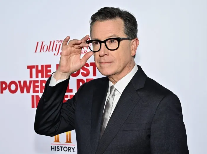 Stephen Colbert receives anti-censorship award