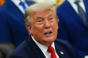 Trump says he respects presidential pardon power in wake of Fauci hearing