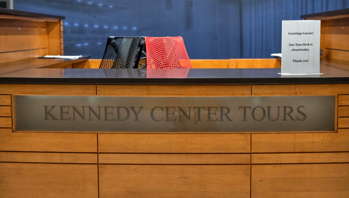“Kennedy Center Halts Free Tours Amid Media Sabotage by Volunteer Guide”