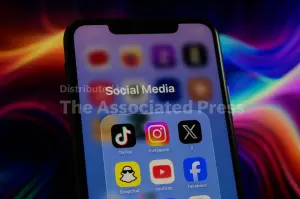 Families sue four tech giants over teenagers’ deaths by suicide