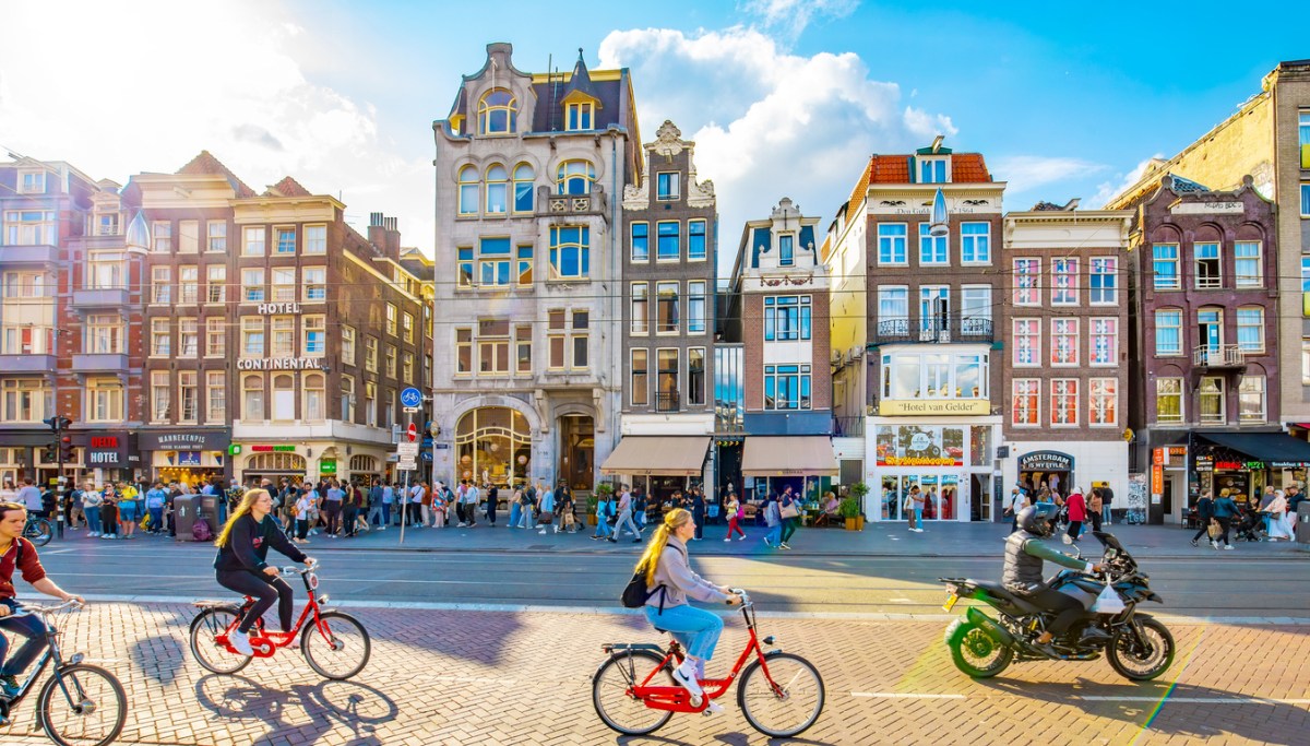 When traveling to Amsterdam, attend to the locals’ accents