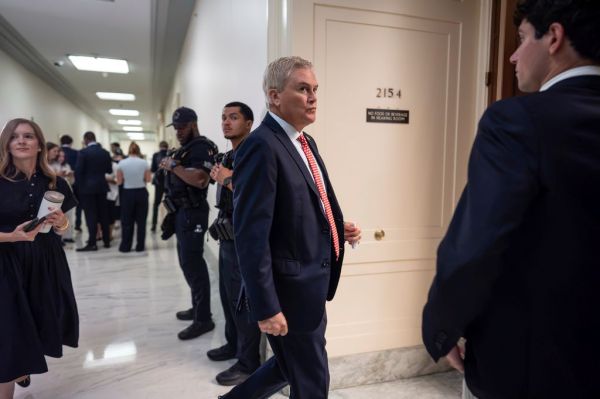 Congress is finally taking on the middlemen driving up your drug costs