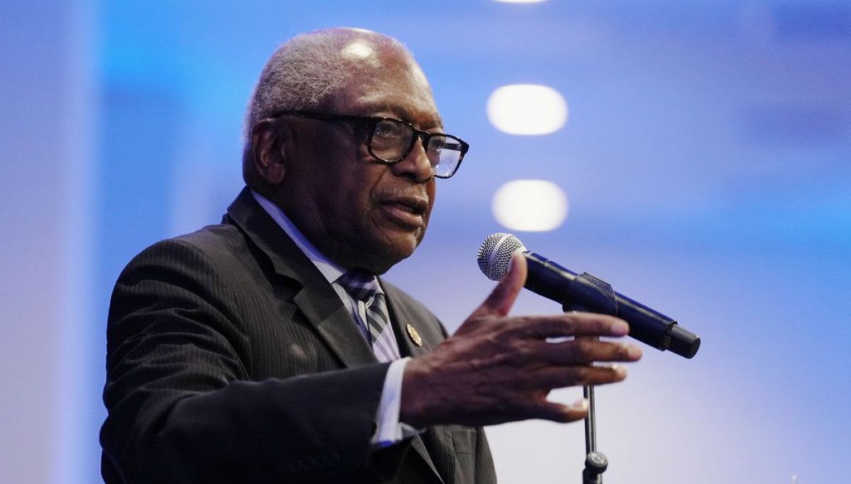Black Democrats emerge as bulwark against socialist takeover
