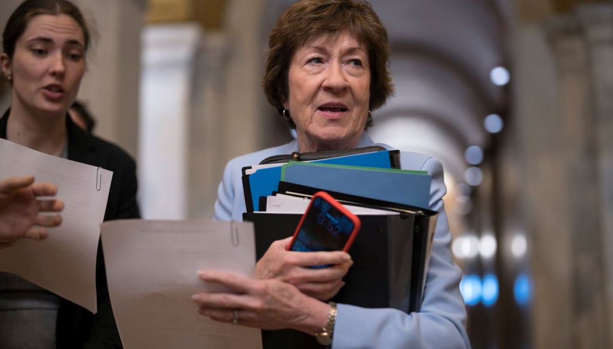 Republicans EDGE Senate Control as Race Tightens Heading Into Election