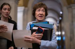 Trump seeks to boost Susan Collins with Canadian tariff rollback