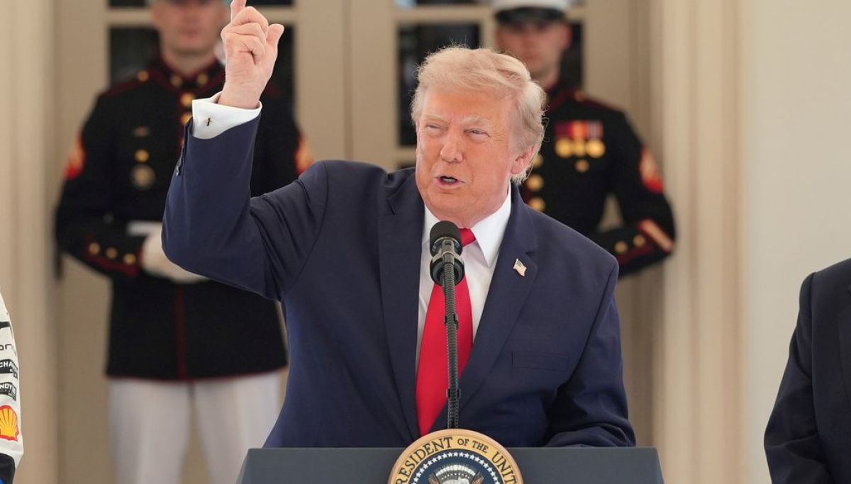 Trump returns to war with Iran from 'position of strength'
