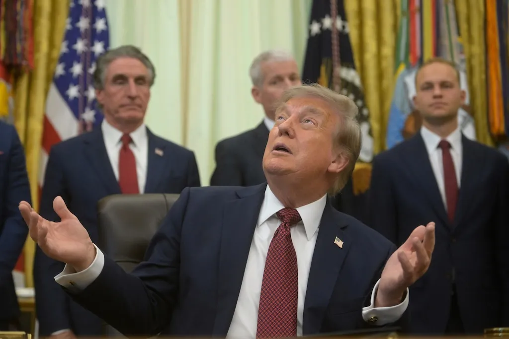 Trump celebrates nuclear developers who hit ambitious July 4 deadline for new reactors
