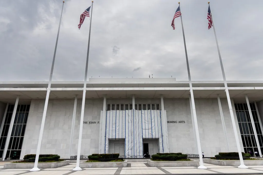 DOJ warns Kennedy Center will be torn down and replaced with amphitheater if renovation canceled