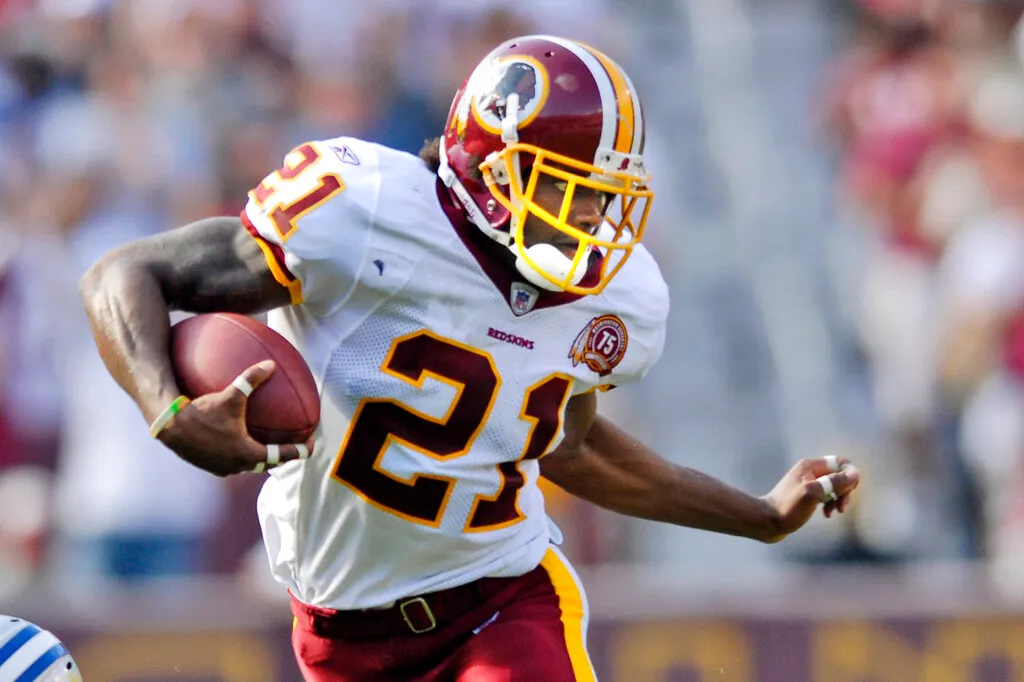 Washington Redskins gear back online after team name backlash