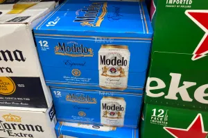 Americans want to make domestic beer great again: Poll