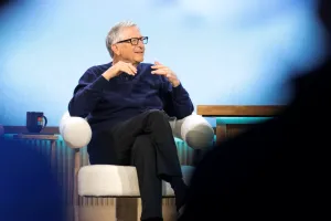 Bill Gates calls for creation of global body to manage ‘turbulent’ AI transition