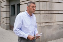 The last January 6 case? Former DC police officer fighting conviction over contact with ex-Proud Boys leader