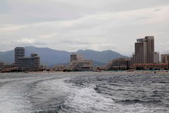 Kim Jong Un built a mega-resort. His one problem? The guests