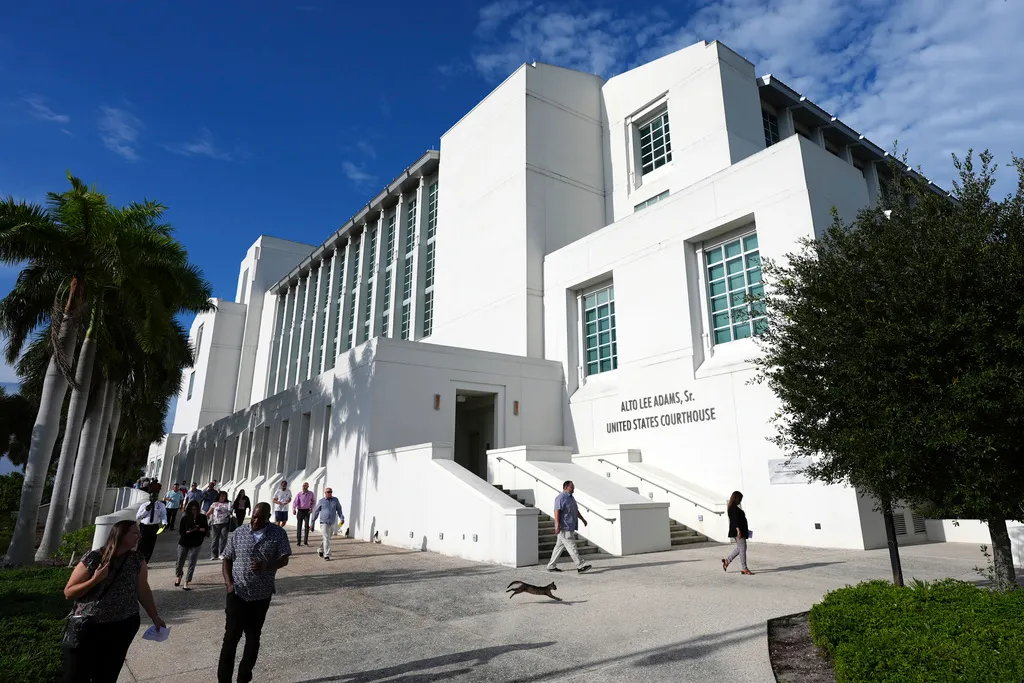 A Florida courthouse.