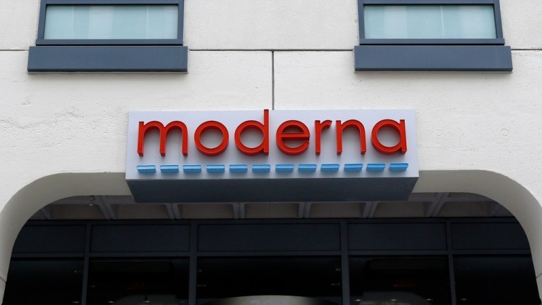 Moderna sign