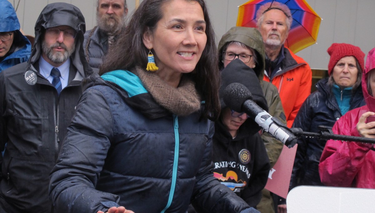 Mary Peltola and ‘Decoy Dan’ Sullivan face collusion accusations as DOJ investigates Alaska Senate campaign