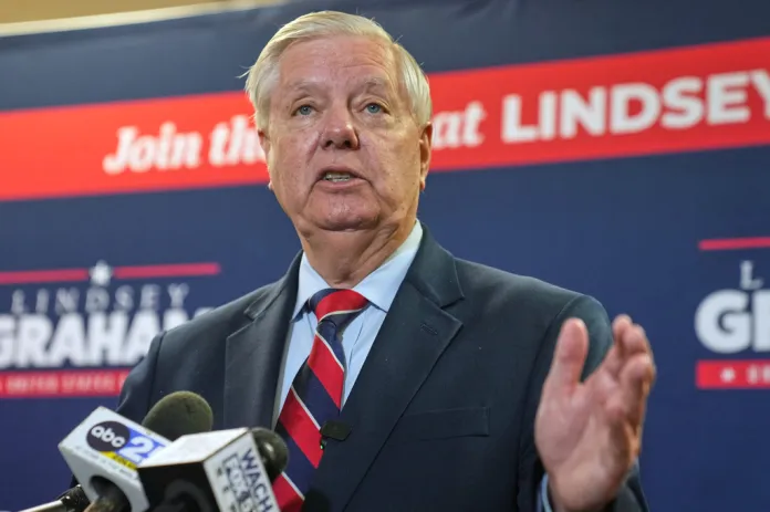 ‘It is not often a senator gets that kind of a sendoff’: Bill Maher on Lindsey Graham ‘It is not often a senator gets that kind of a sendoff’: Bill Maher on Lindsey Graham