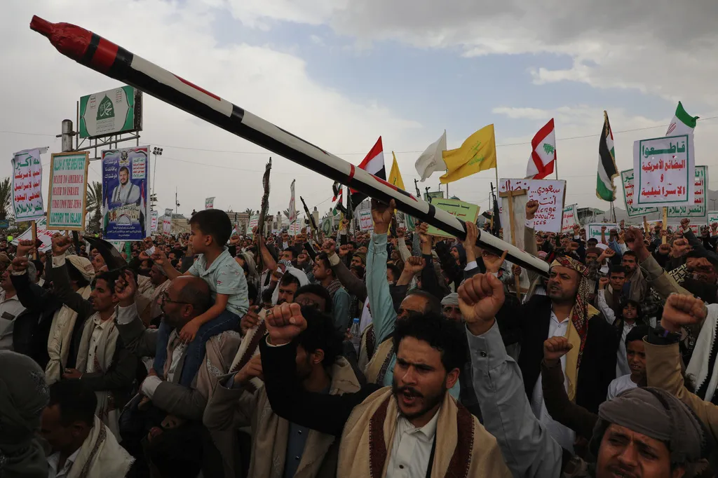 Houthis restart strikes against Yemen in latest problem for US strategy in region