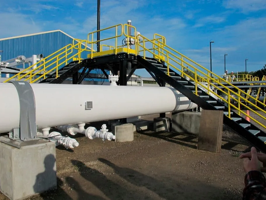 US issues final approval for tunnel connecting two Great Lakes