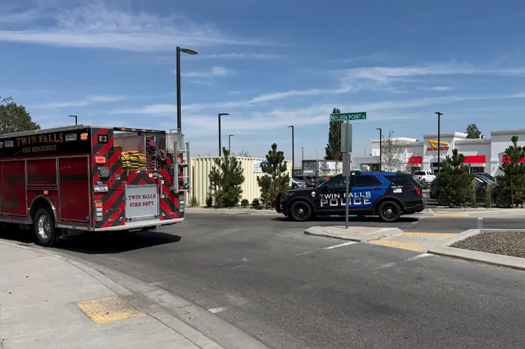 In-N-Out worker among three dead in Idaho shooting, fast-food chain’s owner says