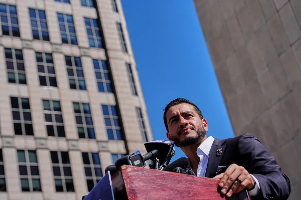 El Sayed commits himself to ‘Jewish safety’ in speech calling for unity after Michigan victory