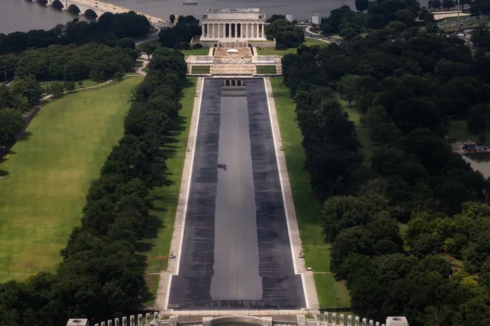 Trump offers latest update on Reflecting Pool