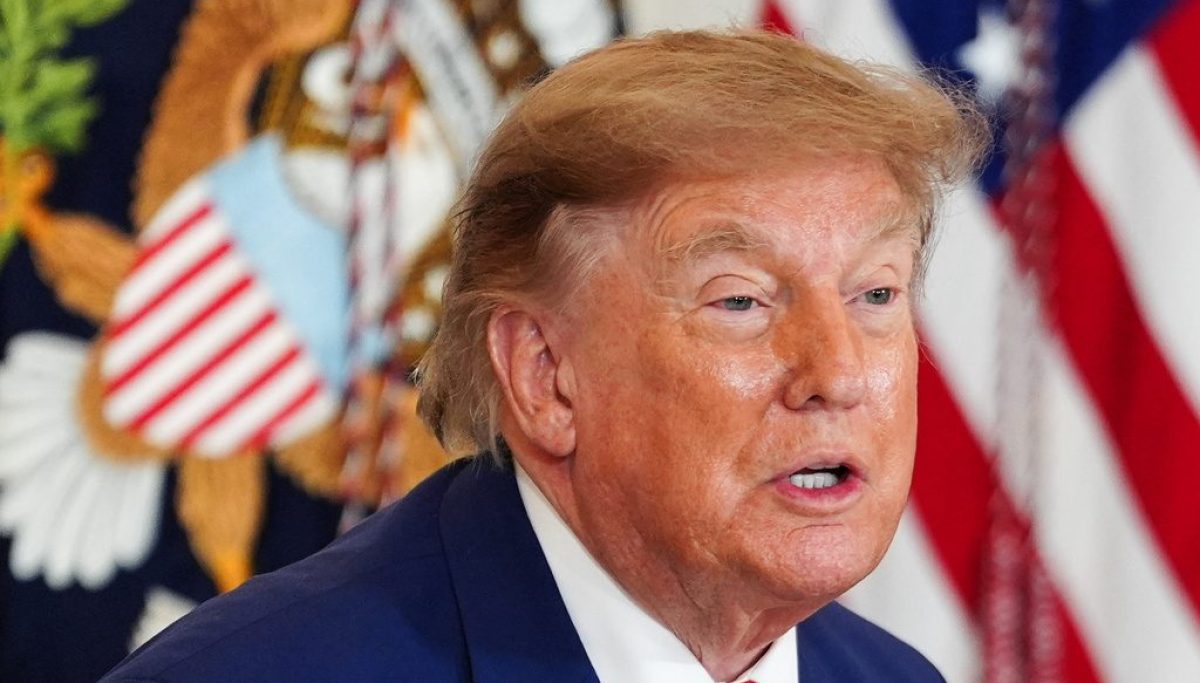 Trump Prioritizes Economic Pressure over Iran’s Annihilation, Emphasizes Strategy Approach