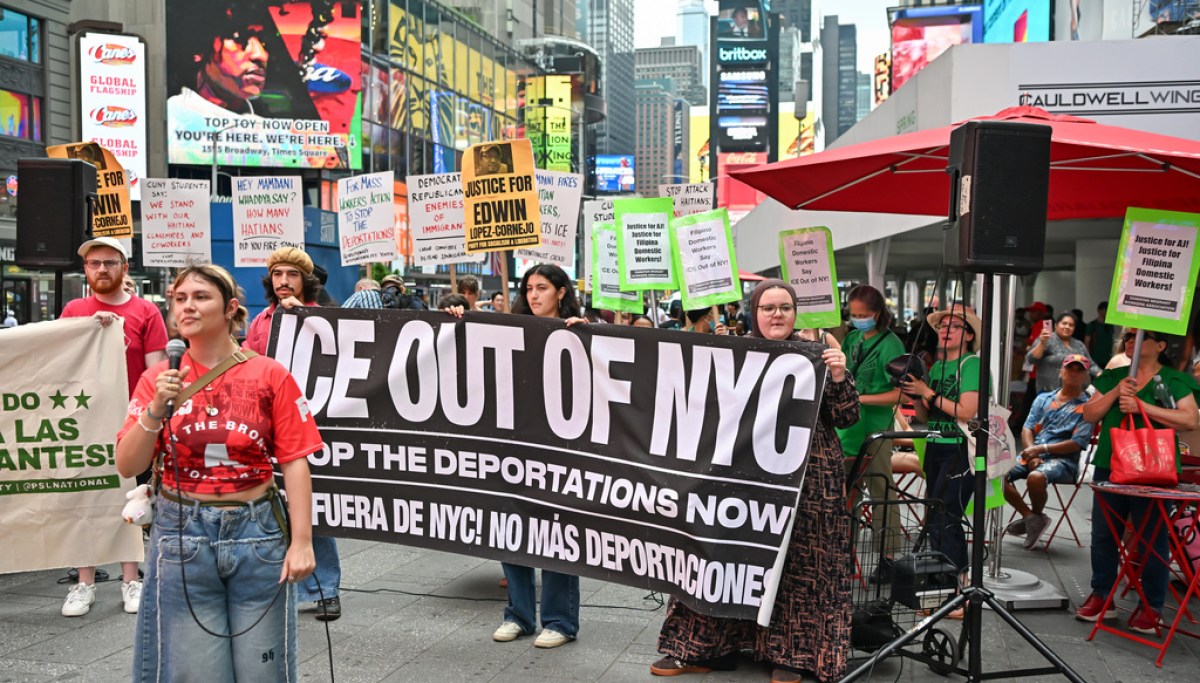 “Illegal immigrant crackdown in NYC sparks outcry from liberal residents, but citizens applaud ICE for restoring order”