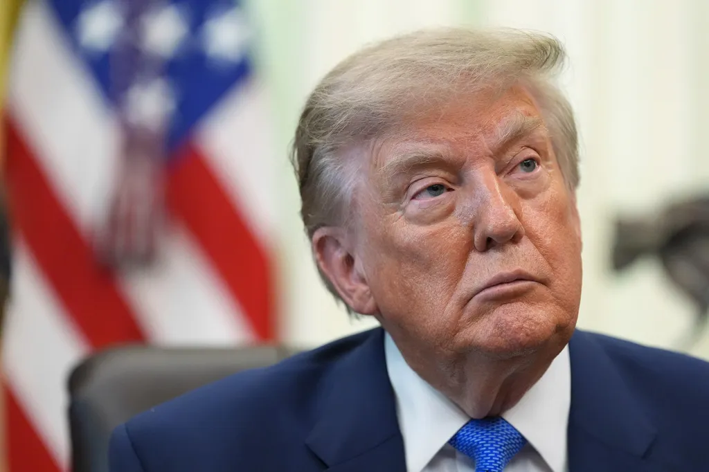 DOJ memo gives Trump playbook to shield outside advisers if Democrats win subpoena power