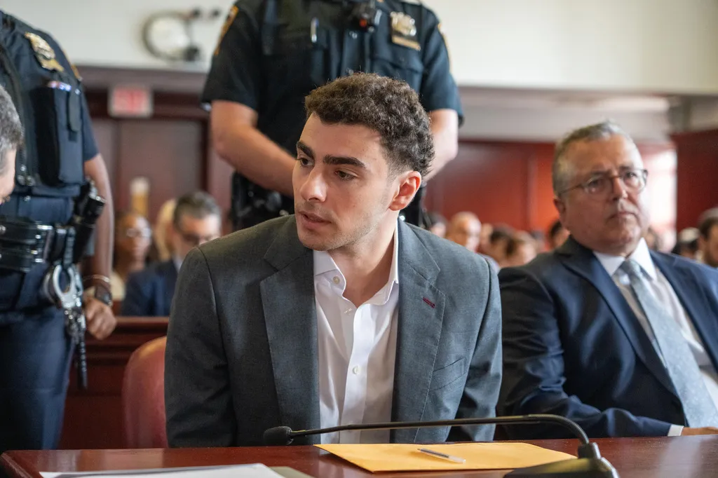 Luigi Mangione pleads guilty in UnitedHealthcare CEO Brian Thompson murder case