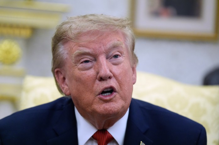 Trump blasts reports of conditions on USS Abraham Lincoln as ‘fake news’ Trump blasts reports of conditions on USS Abraham Lincoln as ‘fake news’