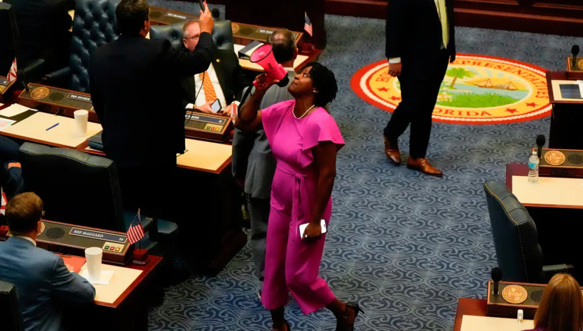 Socialists shove the Resistance aside in Florida