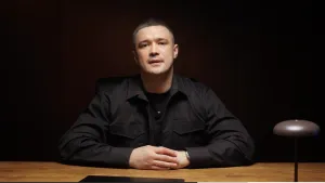 Zelensky’s fired defense minister mounts political challenge by demanding new elections