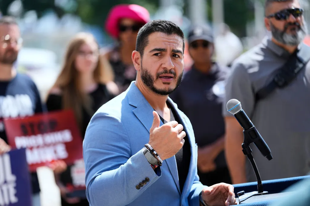 Abdul el Sayed’s refusal to broaden appeal draws fears he could spoil Michigan for Democrats