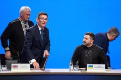 UK gives missile blueprints to Ukraine as relations with Russia collapse