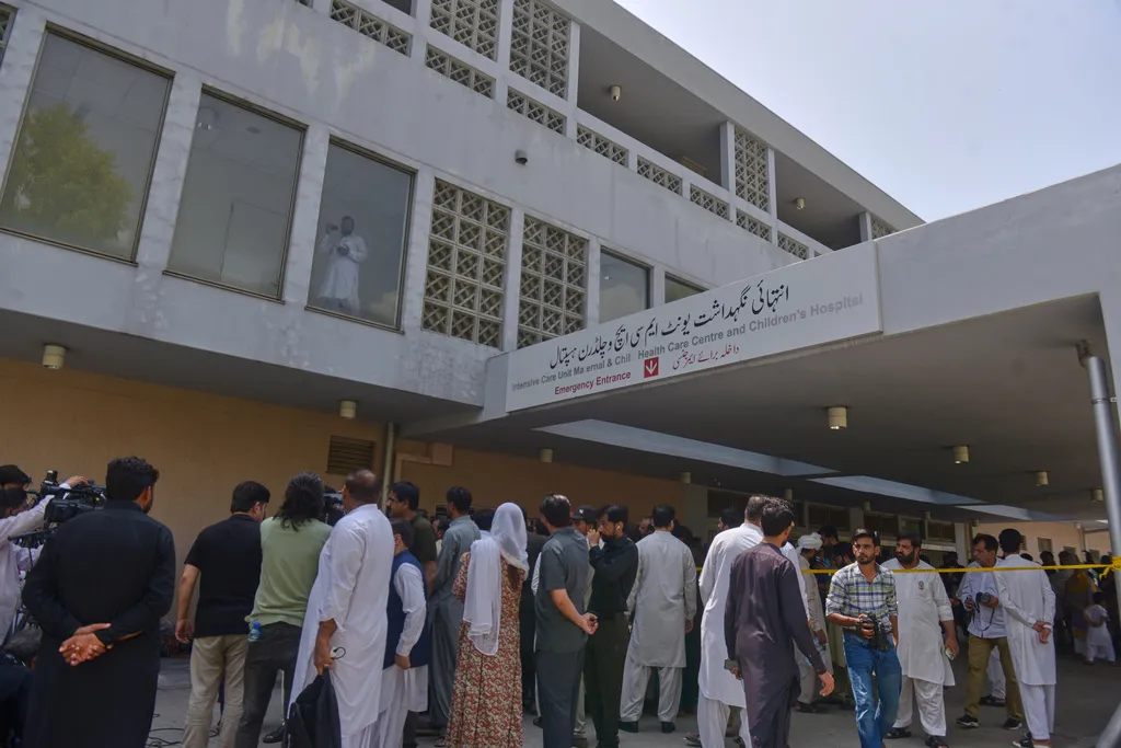 Fire in a hospital nursery kills 14 newborns in Pakistan’s capital
