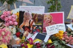Nashville airport could be renamed in honor of Dolly Parton